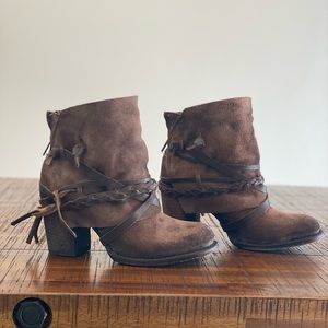 Freebird by Steven Cairo Ankle Boots
